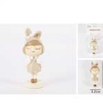 Chica de resina beige 8cm