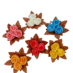 Centro de 3 Flores en colores surtidos en Host 1 unidad.