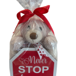 Caja de San Valentín de madera con peluche