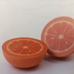 Naranja 3,5cm 3D en paquete de chocolate blanco.4